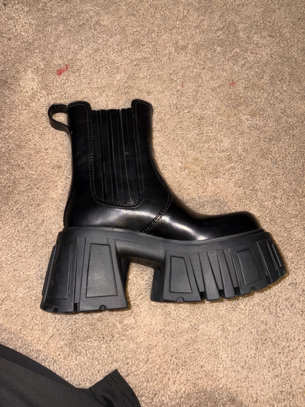 Current Mood Black Platform Chelsea Boots - Picture 3 of 4